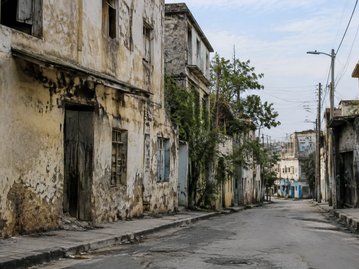 Quels sont les quartiers à éviter à Mont-de-Marsan et pourquoi ?