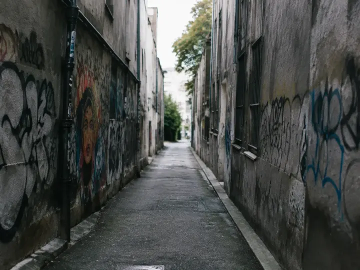 Quels sont les quartiers à éviter à Cambrai et où s&rsquo;installer en toute tranquillité ?
